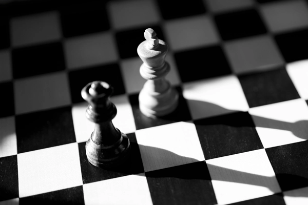 Market Risks & Correction Scenarios: When the Run-Up Could Pause